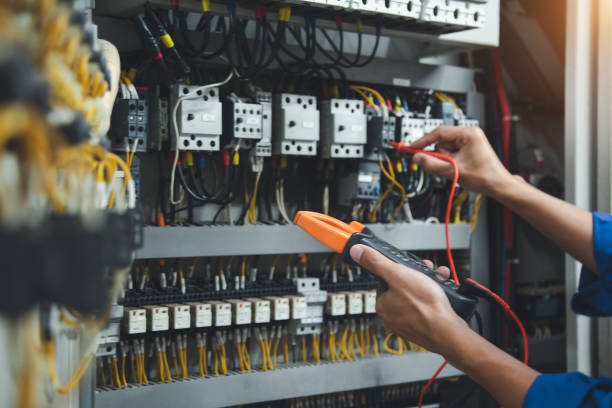 Best Affordable Electrician  in Waunakee, WI