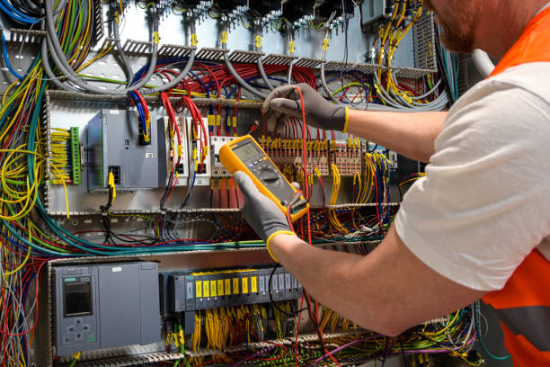 Best Licensed Electrician  in Waunakee, WI